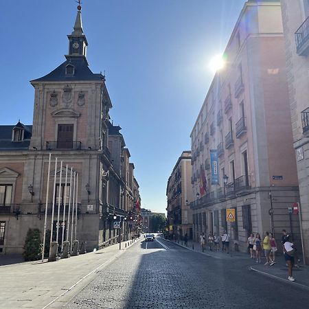 Dplace To Be - Exclusive Apartments In Historic Center Madrid Luaran gambar