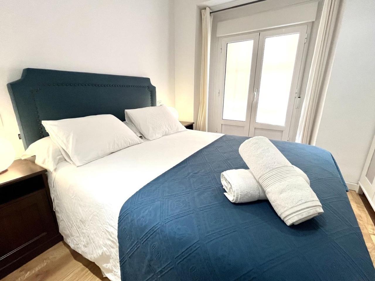 Dplace To Be - Exclusive Apartments In Historic Center Madrid Bilik gambar