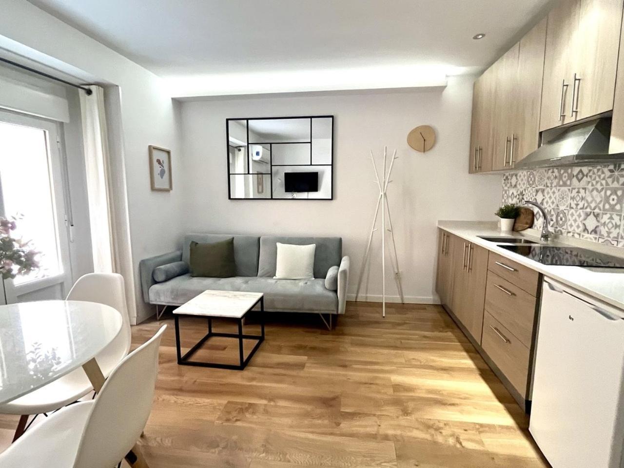 Dplace To Be - Exclusive Apartments In Historic Center Madrid Bilik gambar