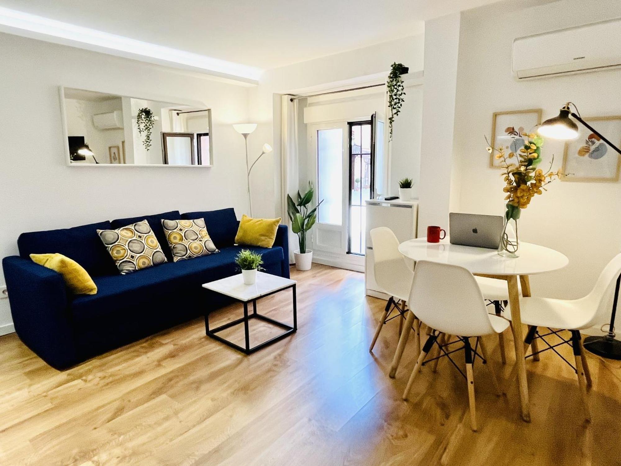 Dplace To Be - Exclusive Apartments In Historic Center Madrid Bilik gambar
