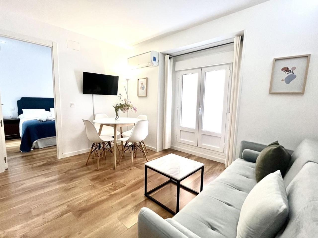 Dplace To Be - Exclusive Apartments In Historic Center Madrid Bilik gambar