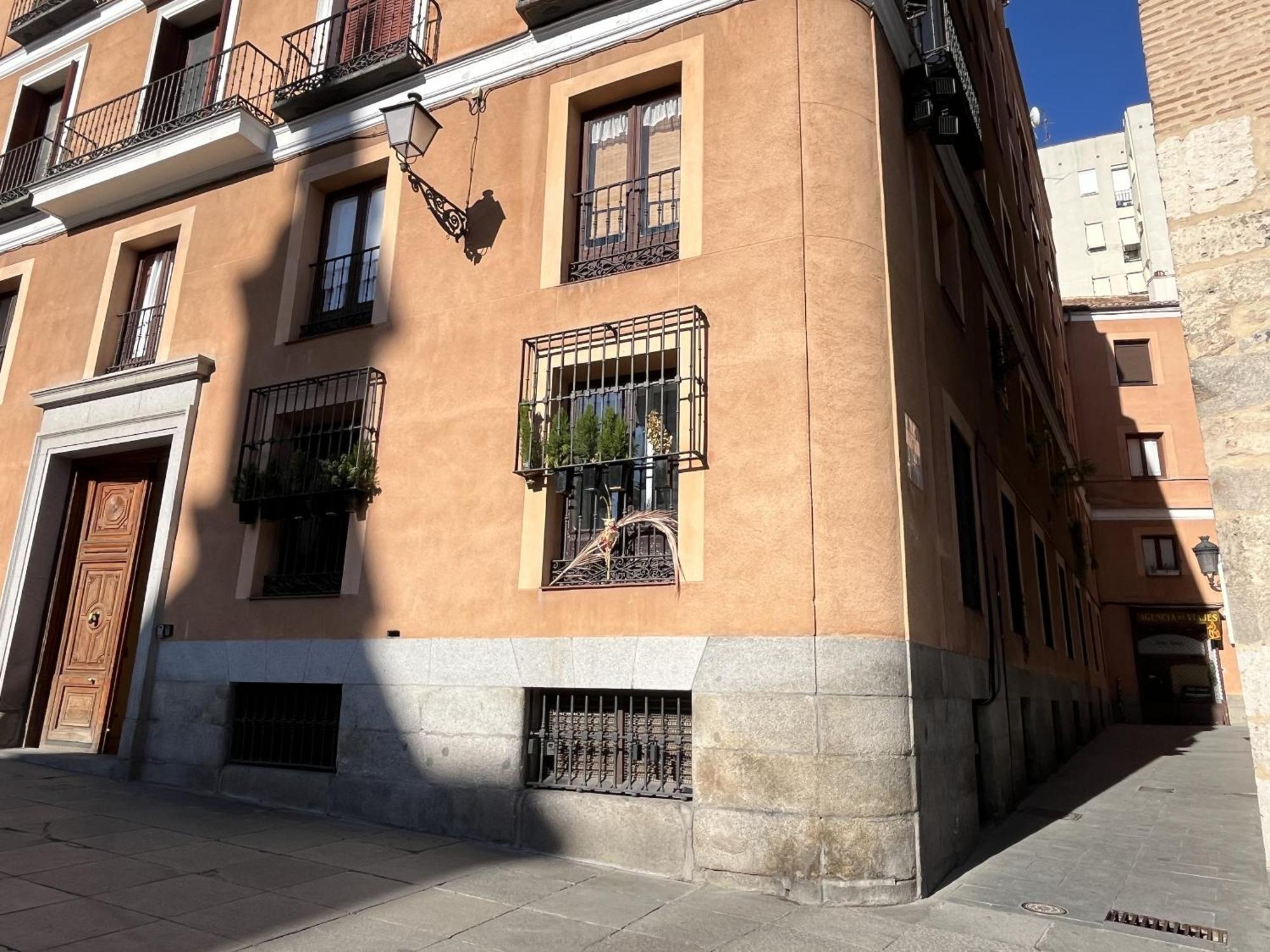 Dplace To Be - Exclusive Apartments In Historic Center Madrid Luaran gambar